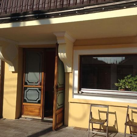 Brutarilor Guest House Cluj-Napoca Buitenkant foto